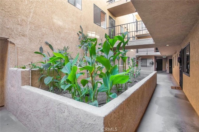 1140 Pacific Ave Unit 10, Long Beach, CA 90813 - view of hallway