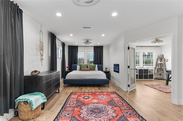 6324 E Colorado St, Long Beach, CA 90803 - bedroom featuring light wood-style flooring, multiple windows, recessed lighting, and baseboards