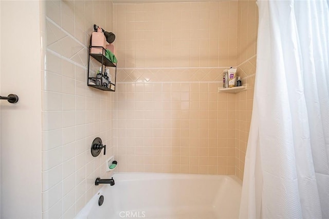 6324 E Colorado St, Long Beach, CA 90803 - full bath featuring shower / bath combo