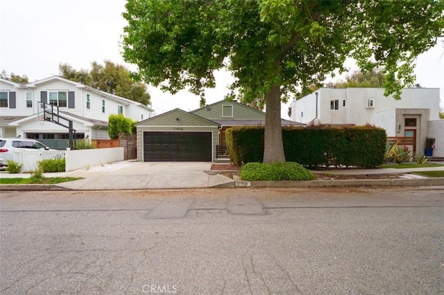 11408 Waterford St, Los Angeles, CA 90049 - photo 2