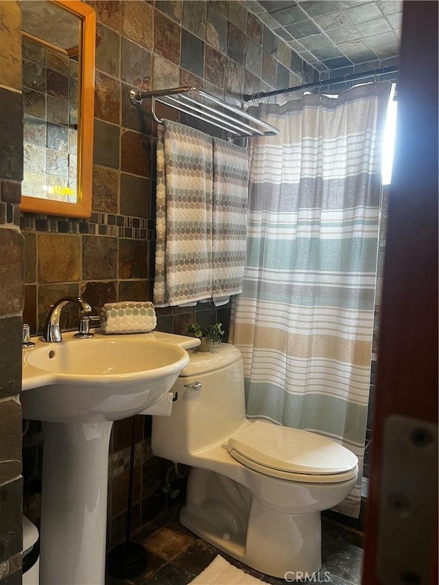 1767 W Chandeleur Dr, San Pedro, CA 90732 - full bath with toilet, curtained shower, and tile walls
