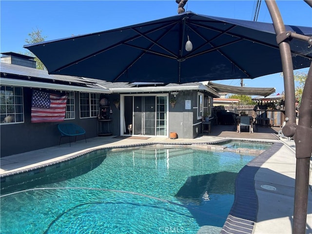 1767 W Chandeleur Dr, San Pedro, CA 90732 - view of swimming pool with a pool with connected hot tub and a patio area
