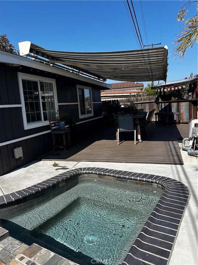 1767 W Chandeleur Dr, San Pedro, CA 90732 - view of pool featuring a deck, outdoor dining area, and a jacuzzi