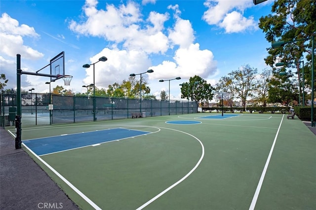 24462 Copper Cliff Ct Unit 20, Lake Forest, CA 92630 - view of sport court with community basketball court and a tennis court