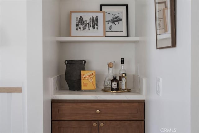 1709 Wollacott St, Redondo Beach, CA 90278 - view of indoor dry bar