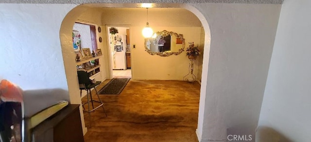 7819 Dalton Ave, Los Angeles, CA 90047 - corridor with arched walkways and carpet flooring