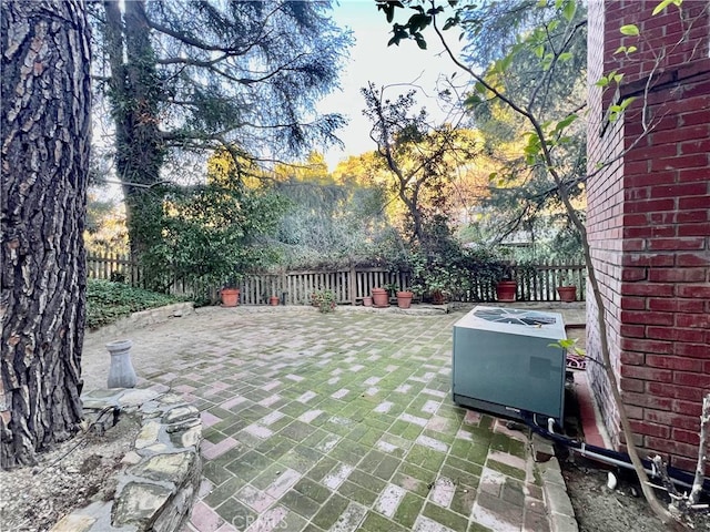 14807 Round Valley Dr, Sherman Oaks, CA 91403 - photo 11