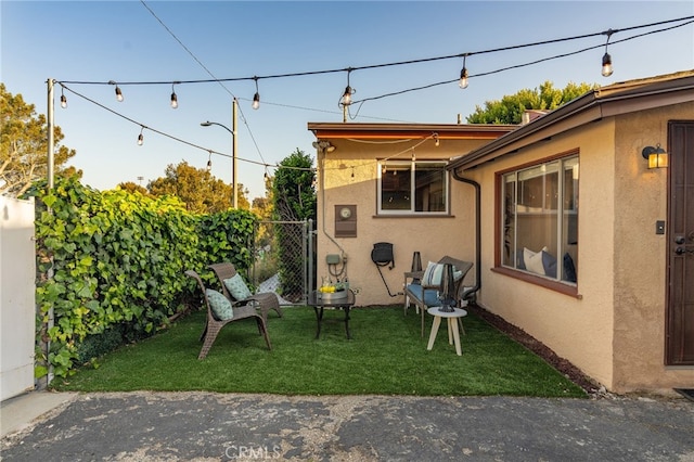 1357 Curtis Ave, Manhattan Beach, CA 90266 - view of yard