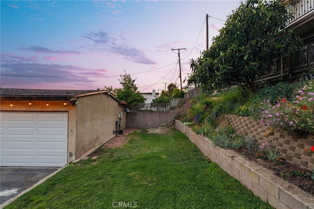 1357 Curtis Ave, Manhattan Beach, CA 90266 - view of yard featuring a garage