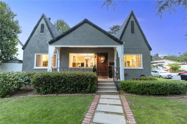 2309 E Glenoaks Blvd, Glendale, CA 91206 - view of front of home with stucco siding and a front lawn