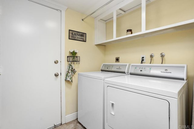 856 Oro Grande St, Oceanside, CA 92057 - laundry area with washer and clothes dryer and baseboards