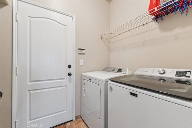 7538 N Erie Ave, Fresno, CA 93722 - washroom with washer and dryer