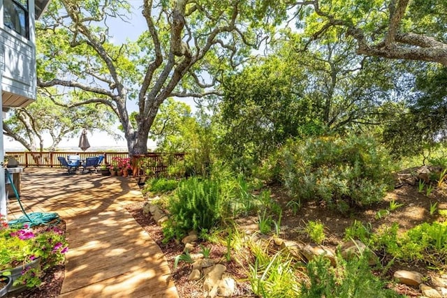 12355 Santa Ana Rd, Atascadero, CA 93422 - view of yard with a deck