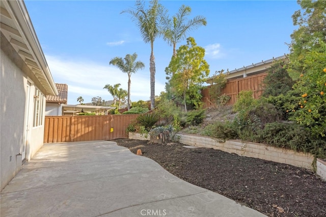 211 Furyk Way, Hemet, CA 92545 - fenced backyard featuring a patio area
