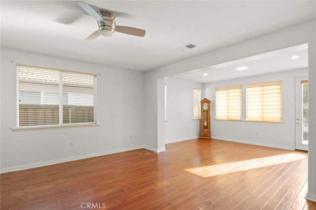 211 Furyk Way, Hemet, CA 92545 - unfurnished room with light wood-style floors, baseboards, ceiling fan, and recessed lighting