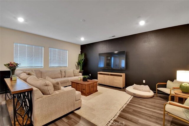 2032 Gatlin Ct, Olivehurst, CA 95961 - photo 12