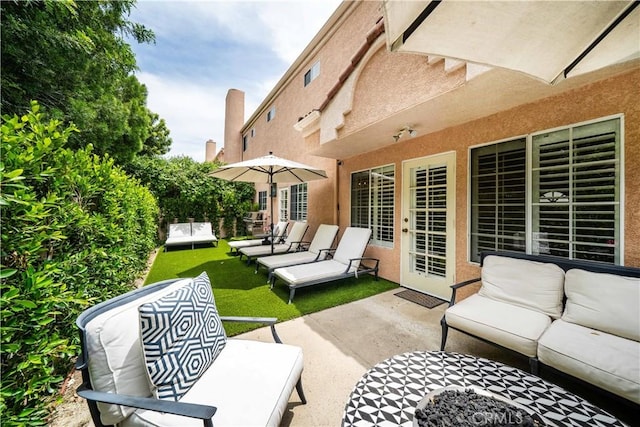 5200 White Oak Ave Unit 21, Encino, CA 91316 - view of patio / terrace featuring an outdoor hangout area
