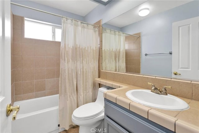 1679 Desert Front Rd, Wrightwood, CA 92397 - full bath with vanity, toilet, shower / bath combination with curtain, and tasteful backsplash
