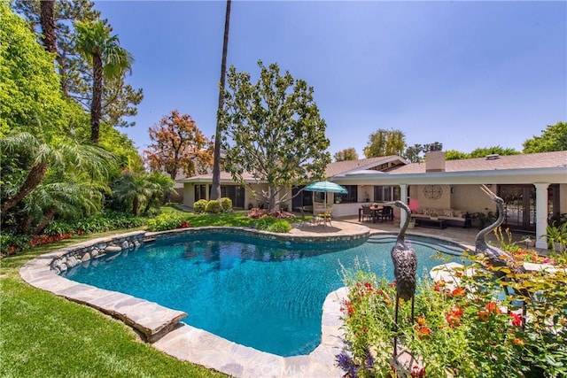 19043 Citronia St, Northridge, CA 91324 - outdoor pool featuring a patio and an outdoor living space