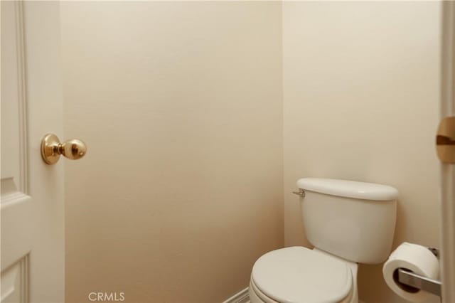 11017 Tipperary Dr, Bakersfield, CA 93311 - bathroom with toilet and baseboards