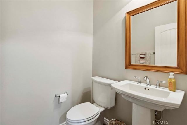 45976 Camino Rubi, Temecula, CA 92592 - bathroom featuring toilet and baseboards