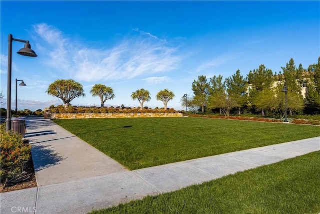 106 Bright Star, Irvine, CA 92618 - view of home's community featuring a yard