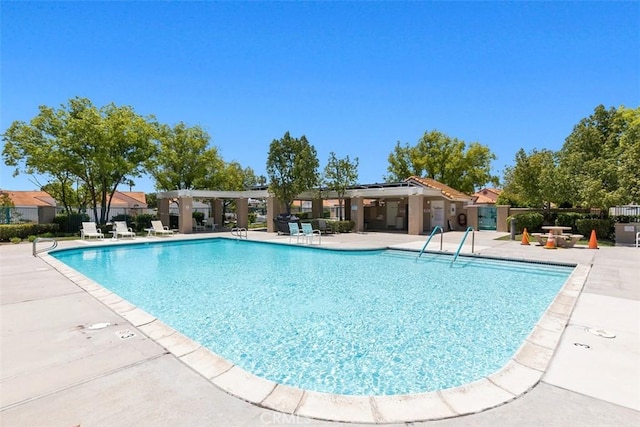 28265 Valombrosa Dr, Menifee, CA 92584 - community pool featuring a patio area