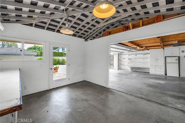 2208 Thorley Pl, Palos Verdes Estates, CA 90274 - garage with freestanding refrigerator