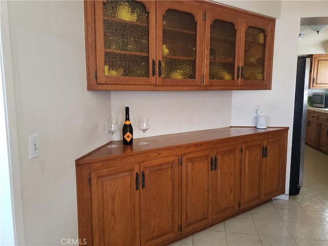 4148 Woodland St, Santa Maria, CA 93455 - bar with stainless steel appliances