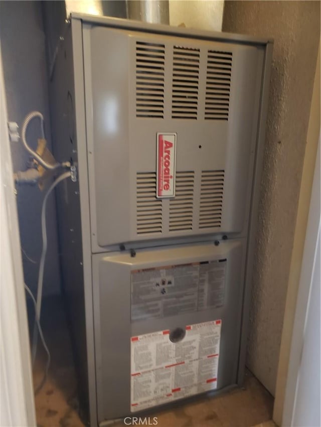 4148 Woodland St, Santa Maria, CA 93455 - utilities with heating unit