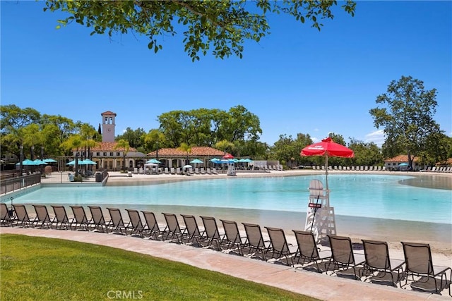 62 Wild Horse Loop Unit 29, Rancho Santa Margarita, CA 92688 - view of community pool