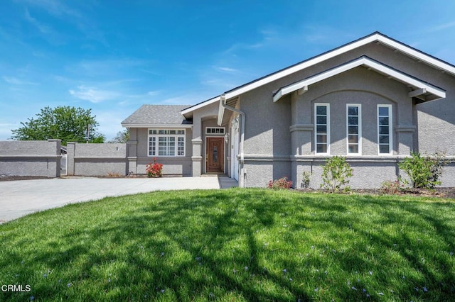 2947 Camino Del Zuro, Thousand Oaks, CA 91360 - view of front facade featuring stucco siding and a front yard