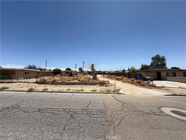 25651 Anderson Ave, Barstow, CA 92311 - photo 2