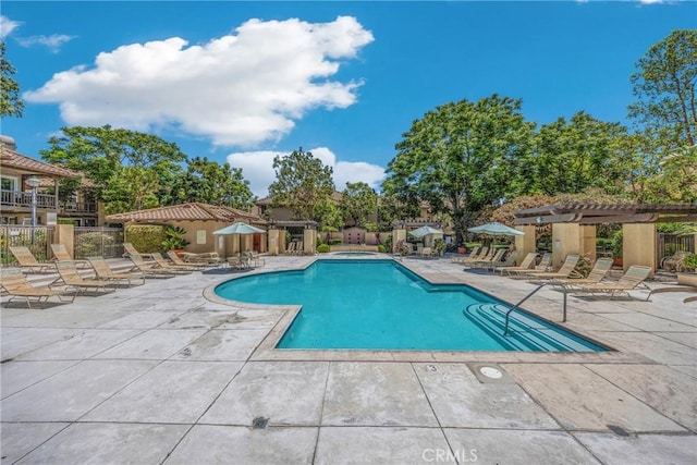 13445 Savanna, Tustin, CA 92782 - community pool with a pergola and a patio area