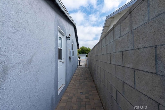 4408 Walnut Ave, Simi Valley, CA 93063 - view of side of home with stucco siding