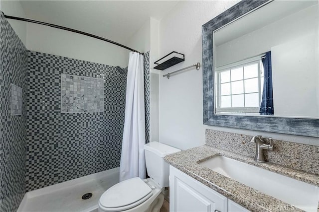 4408 Walnut Ave, Simi Valley, CA 93063 - bathroom with toilet, vanity, and tiled shower