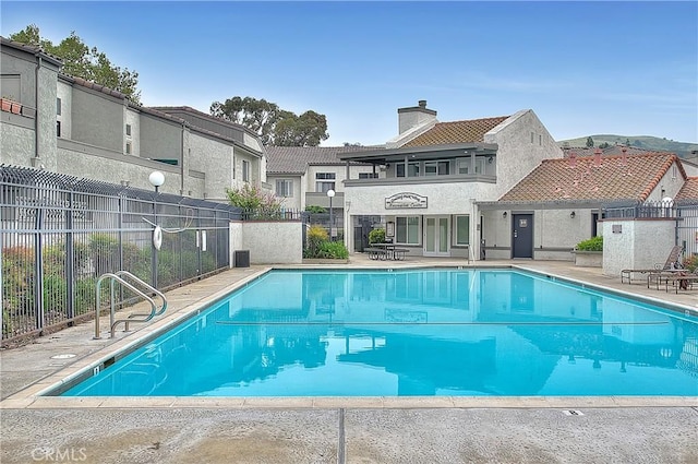 44 Carriage Way Unit 108, Pomona, CA 91766 - community pool with a residential view and a patio area