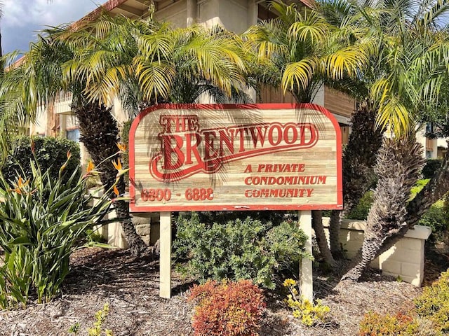 6808 Hyde Park Dr, San Diego, CA 92119 - view of community sign