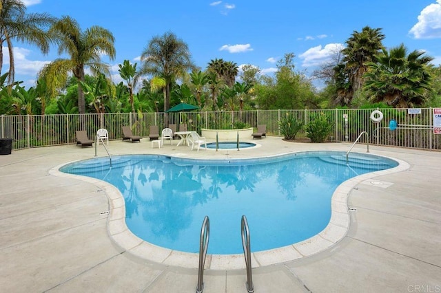 5529 Old Ranch Rd Unit 47, Oceanside, CA 92057 - community pool with a patio