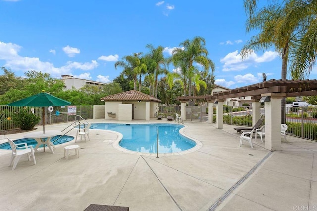 5529 Old Ranch Rd Unit 47, Oceanside, CA 92057 - community pool with a pergola and a patio area