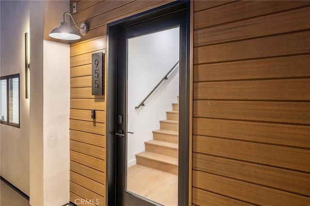 957 Everett St, Los Angeles, CA 90026 - view of exterior entry