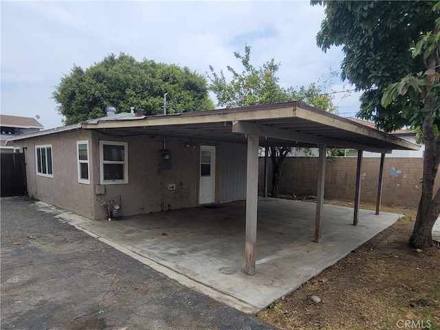 2706 E 57th St, Long Beach, CA 90805 - view of patio / terrace with a carport