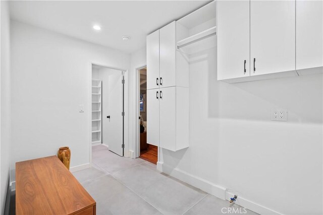 4000 Via Cardelina, Palos Verdes Estates, CA 90274 - mudroom featuring baseboards and recessed lighting