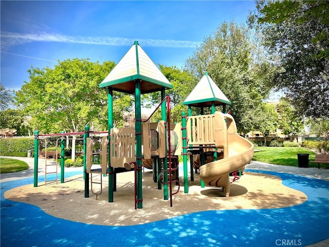 10382 Sparkling Dr Unit 2, Rancho Cucamonga, CA 91730 - view of community playground