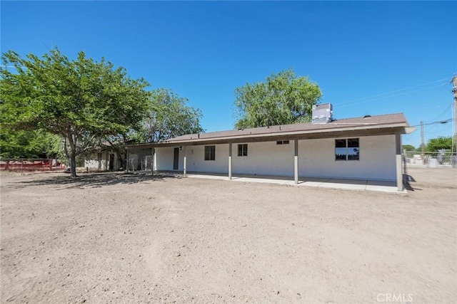 7727 Oakwood Ave, Hesperia, CA 92345 - view of front of home featuring stucco siding