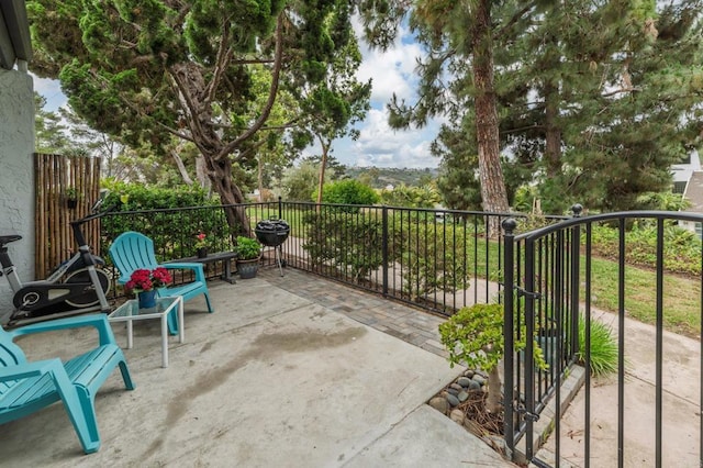 7335 Alicante Rd Unit C, Carlsbad, CA 92009 - view of patio / terrace