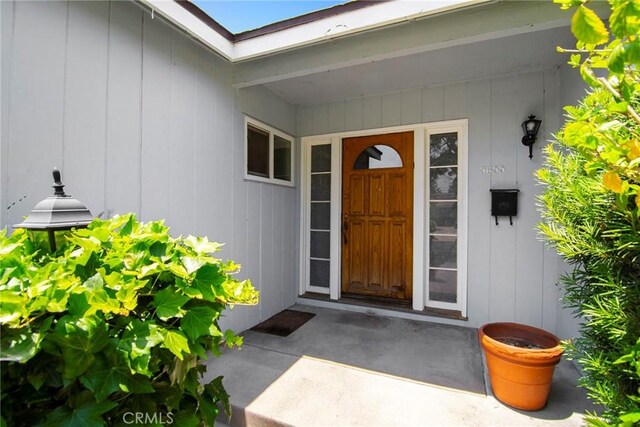 5655 Wish Ave, Encino, CA 91316 - view of entrance to property