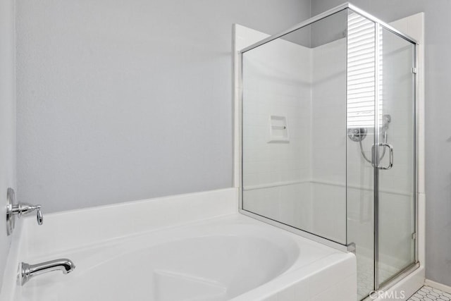 29463 Bouris Dr, Menifee, CA 92584 - full bathroom featuring a stall shower and a bath