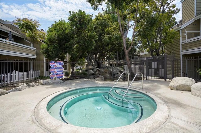 3690 S Bear St Unit 5, Santa Ana, CA 92704 - view of pool