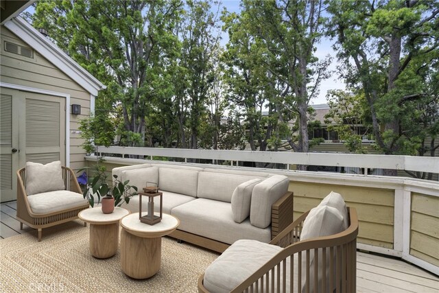 3690 S Bear St Unit 5, Santa Ana, CA 92704 - deck with an outdoor living space
